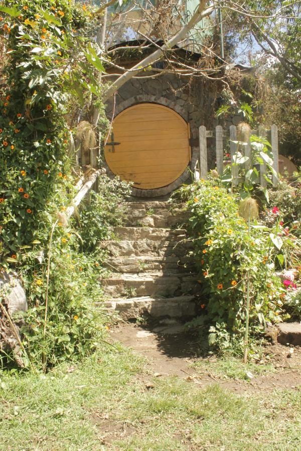 Hotel The Hobbit La Comarca Nueva San Salvador Exterior foto