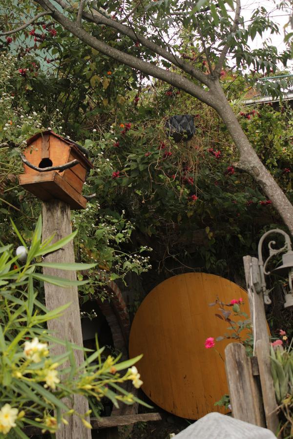 Hotel The Hobbit La Comarca Nueva San Salvador Exterior foto